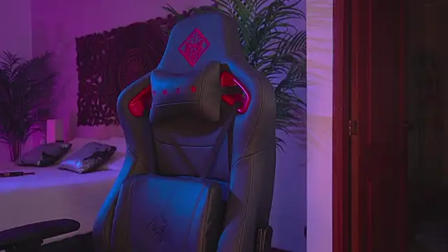 ambarEvans online show from 21, 3, 2025