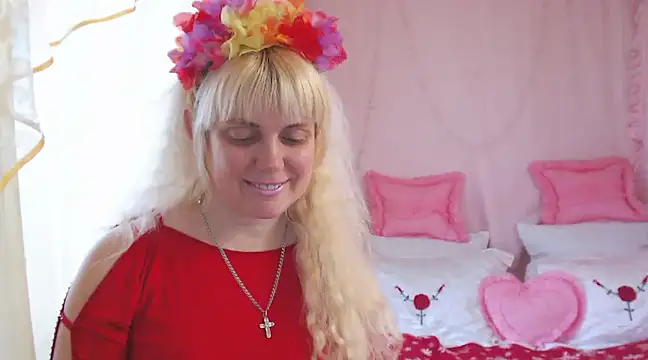 SunnySylvia online show from 4, 2, 2025