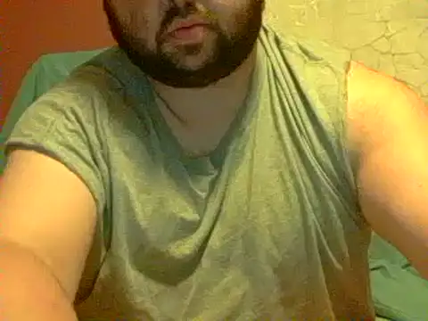 Snapshot of Strongbutgentle36 chatting on 25, 9, 2025 Strongbutgentle36 online show from 25, 9, 2025