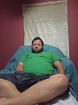 Snapshot of Strongbutgentle36 chatting on 17, 11, 2025 Strongbutgentle36 online show from 17, 11, 2025