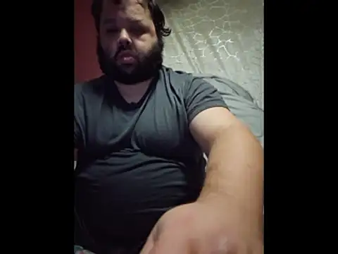 Snapshot of Strongbutgentle36 chatting on 8, 1, 2026 Strongbutgentle36 online show from 8, 1, 2026