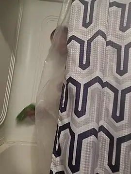 Snapshot of MaddyC6992 chatting on 5, 4, 2026 MaddyC6992 online show from 5, 4, 2026