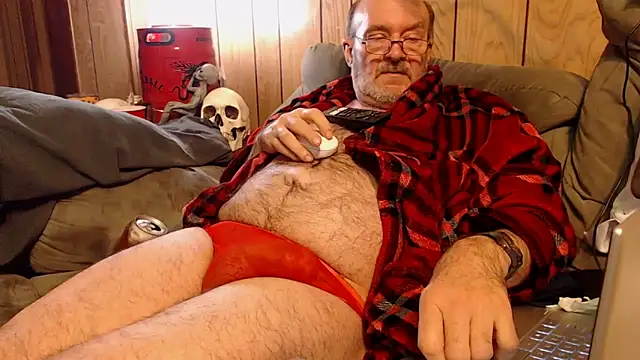 Snapshot of snickers1 chatting on 17, 11, 2025 snickers1 online show from 17, 11, 2025