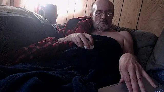 snickers1 online show from 8, 4, 2026