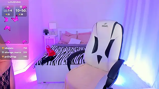 HelenaRegal online show from 19, 1, 2025