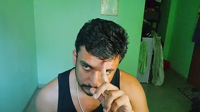 Snapshot of daringcutie chatting on 11, 4, 2026 daringcutie online show from 11, 4, 2026