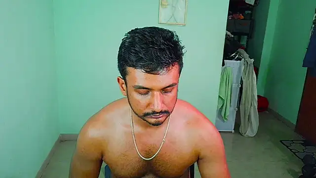 Snapshot of daringcutie chatting on 11, 4, 2026 daringcutie online show from 11, 4, 2026