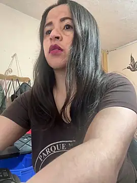 latinfemale online show from 27, 10, 2025