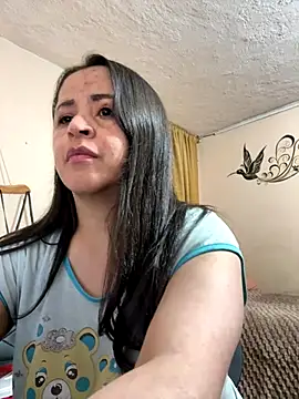 latinfemale online show from 7, 11, 2025