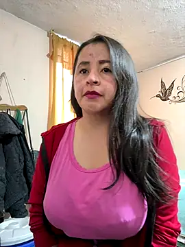 latinfemale online show from 18, 11, 2025