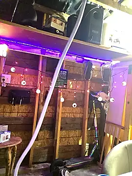 Snapshot of canadacockinme chatting on 21, 10, 2025 canadacockinme online show from 21, 10, 2025