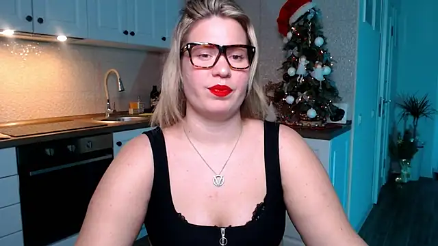 HotTiffani online show from 15, 1, 2025