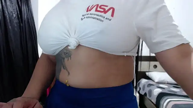 Snapshot of venuz_mendoza20 chatting on 17, 2, 2026 venuz mendoza20 online show from 17, 2, 2026