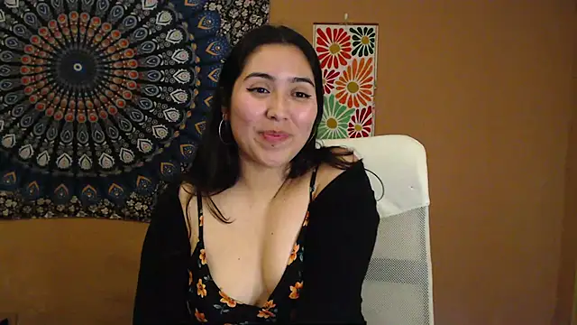 IntimateTales online show from 4, 3, 2025