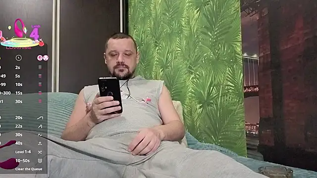 Snapshot of DanielOhCool chatting on 4, 2, 2026 DanielOhCool online show from 4, 2, 2026