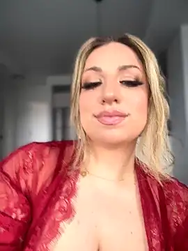 Snapshot of miamellycious chatting on 19, 4, 2026 miamellycious online show from 19, 4, 2026