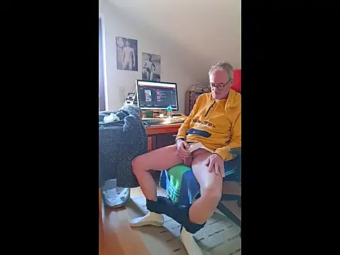 Snapshot of BerndisCam chatting on 16, 1, 2026 BerndisCam online show from 16, 1, 2026