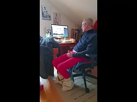 Snapshot of BerndisCam chatting on 24, 2, 2026 BerndisCam online show from 24, 2, 2026