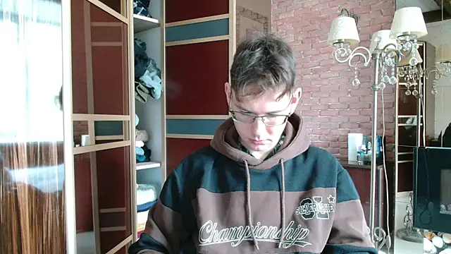 Snapshot of newcomer_2021 chatting on 17, 10, 2025 newcomer 2021 online show from 17, 10, 2025