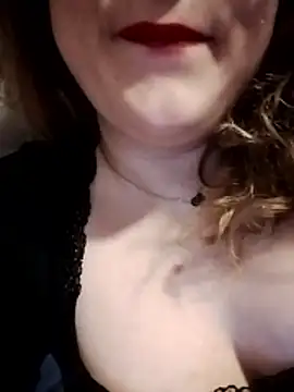 Snapshot of SWEETLUNA077 chatting on 10, 1, 2026 SWEETLUNA077 online show from 10, 1, 2026