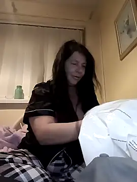 Leanne43 online show from 13, 3, 2025