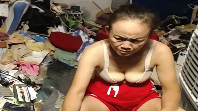 Snapshot of 1CuteAndSexy69 chatting on 26, 6, 2026 1CuteAndSexy69 online show from 26, 6, 2026
