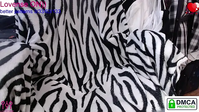 Snapshot of sweet_cute_cat chatting on 18, 1, 2026 sweet cute cat online show from 18, 1, 2026