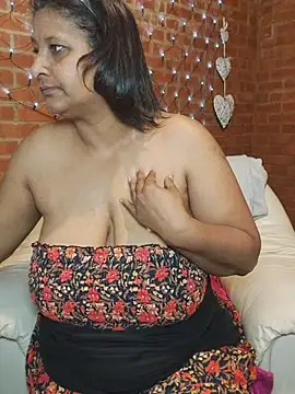 Snapshot of Lilybanx chatting on 14, 6, 2026 Lilybanx online show from 14, 6, 2026