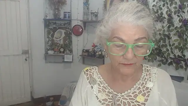 FunnyGrandma online show from 29, 3, 2026