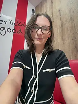 The Snowwhitee online show from 28, 3, 2026