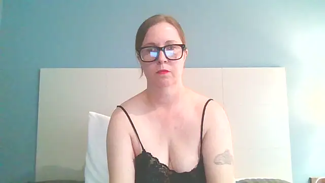 Snapshot of SweetandNaughty1 chatting on 27, 2, 2025 SweetandNaughty1 online show from 27, 2, 2025