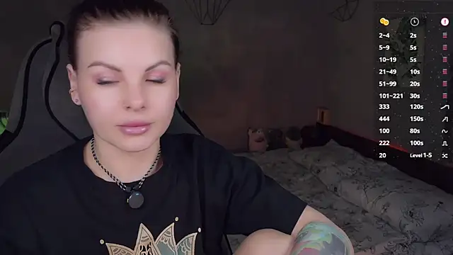 Snapshot of Your_Sweet_Lilu chatting on 24, 3, 2026 Your Sweet Lilu online show from 24, 3, 2026