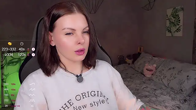 Snapshot of Your_Sweet_Lilu chatting on 9, 4, 2026 Your Sweet Lilu online show from 9, 4, 2026