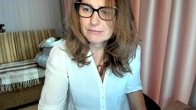 lauraoven online show from 14, 11, 2025