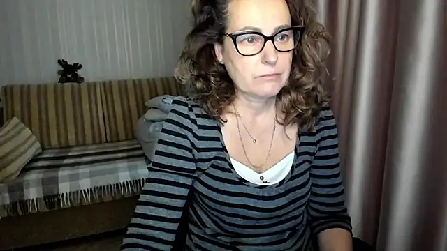 lauraoven online show from 27, 11, 2025