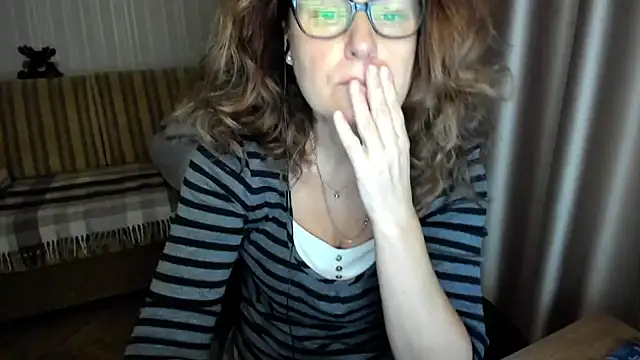 lauraoven online show from 28, 11, 2025