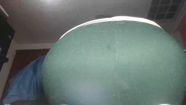 Snapshot of prettyangelsquirt chatting on 6, 5, 2026 prettyangelsquirt online show from 6, 5, 2026