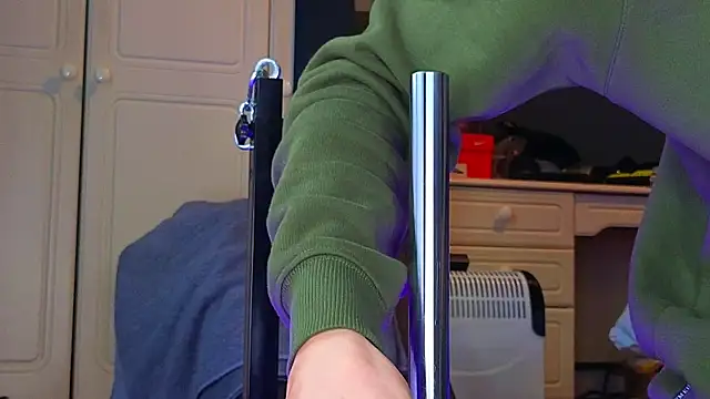 Kinky JXD online show from 7, 12, 2024