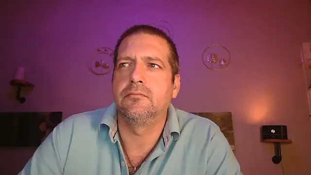 Snapshot of matrikes1 chatting on 28, 2, 2025 matrikes1 online show from 28, 2, 2025