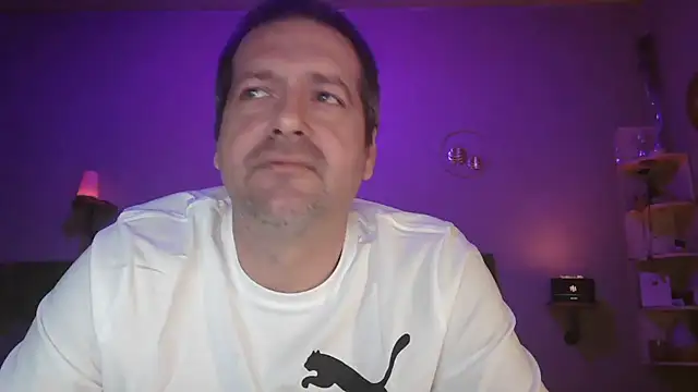 Snapshot of matrikes1 chatting on 17, 3, 2025 matrikes1 online show from 17, 3, 2025