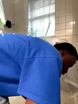 Snapshot of danieldonte chatting on 20, 11, 2025 danieldonte online show from 20, 11, 2025