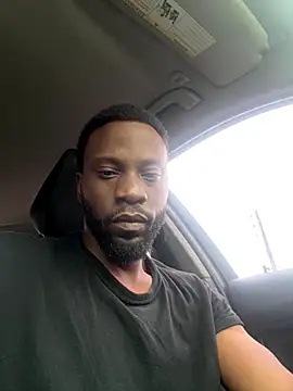 Snapshot of danieldonte chatting on 29, 11, 2025 danieldonte online show from 29, 11, 2025