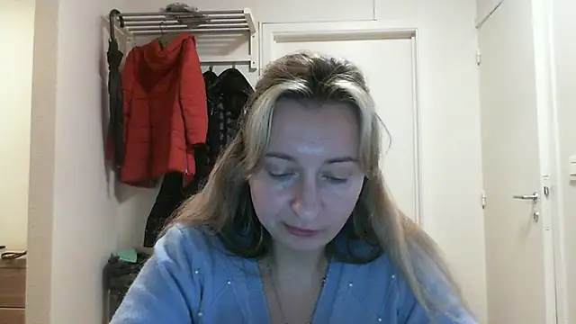 Snapshot of SusanCurt chatting on 25, 11, 2025 SusanCurt online show from 25, 11, 2025