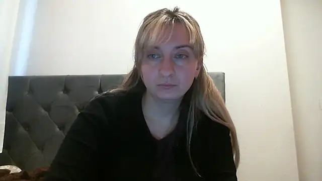 Snapshot of SusanCurt chatting on 5, 12, 2025 SusanCurt online show from 5, 12, 2025