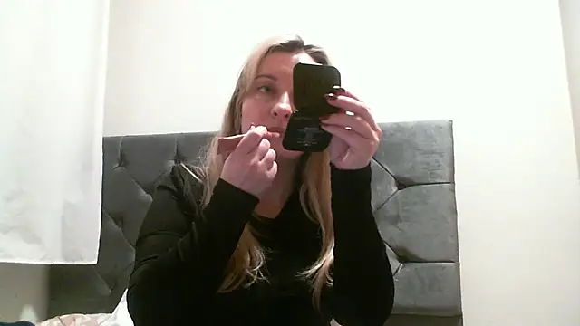 Snapshot of SusanCurt chatting on 20, 12, 2025 SusanCurt online show from 20, 12, 2025