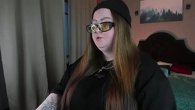 Snapshot of EMMA__CONNOR chatting on 23, 1, 2025 EMMA  CONNOR online show from 23, 1, 2025