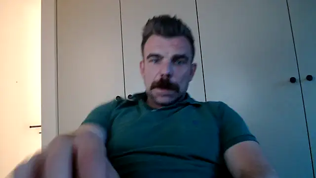 Snapshot of mrbigballs chatting on 6, 7, 2026 mrbigballs online show from 6, 7, 2026