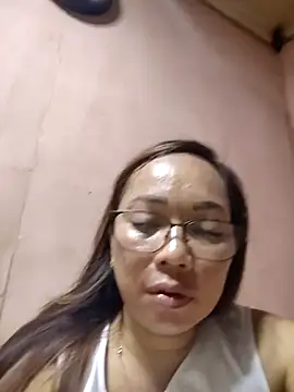 asianwet4u online show from 4, 3, 2026