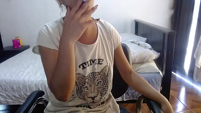 Snapshot of sensual_nataliee chatting on 7, 7, 2026 sensual nataliee online show from 7, 7, 2026