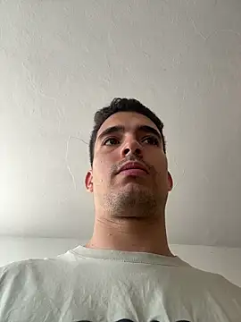 tanner hard  online show from 20, 4, 2026